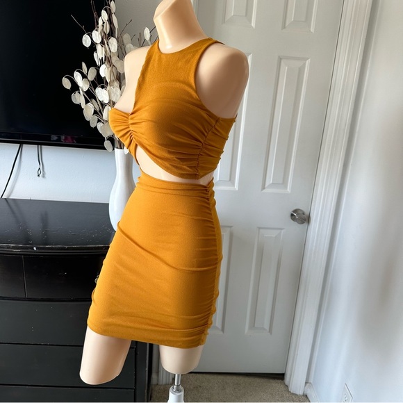 ZARA ONE SHOULDER CUT OUT MINI DRESS - Picture 9 of 13